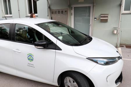 SLUŽBENA POT 01 FOTO LJUBO VUKELIČ